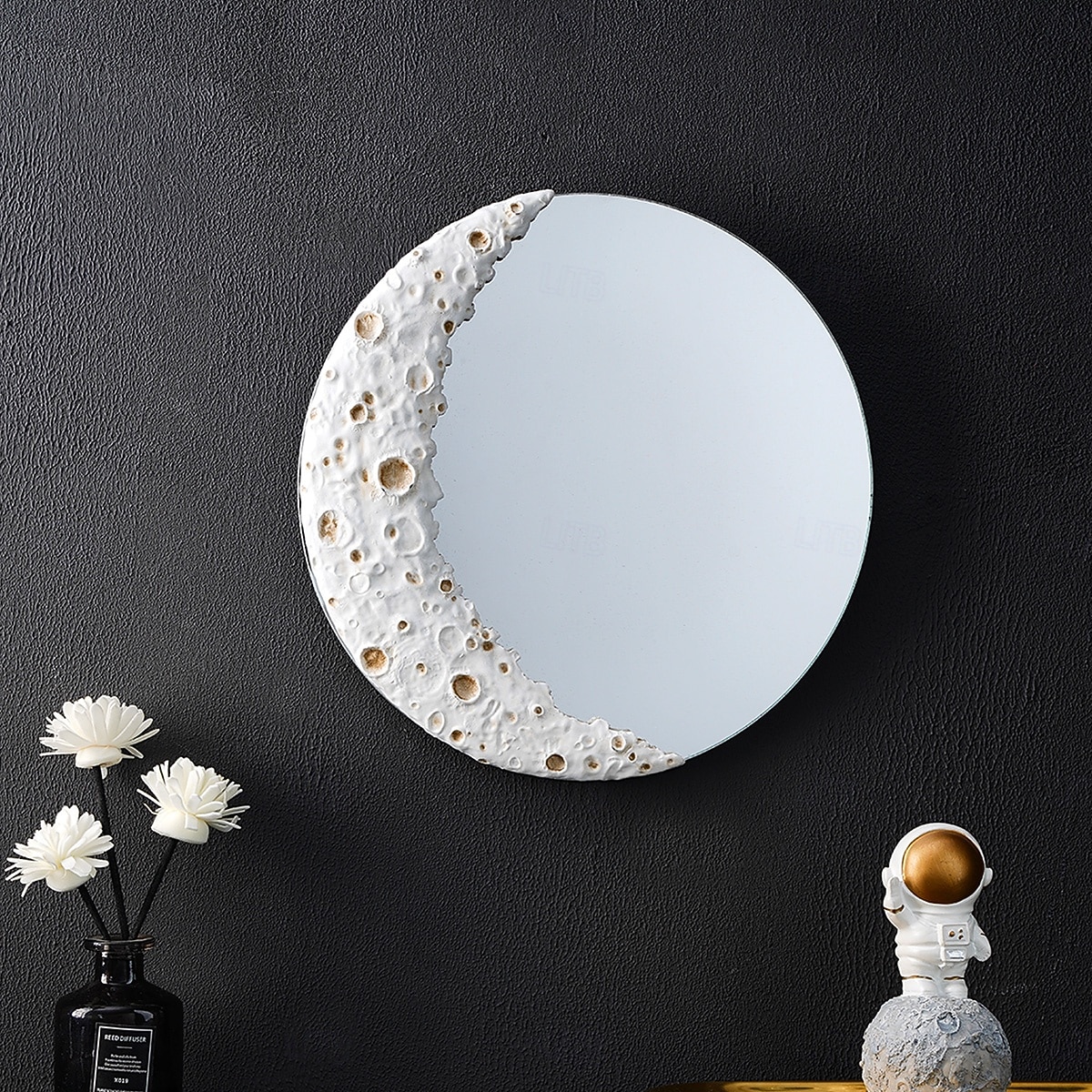 1 pendentif décoratif en forme de cratère lunaire en résine avec un miroir de cratère lunaire au design créatif suspendu à la surface, adapté à la décoration murale dans les salons, les bureaux et les de 2025 ? $28.99 –P5