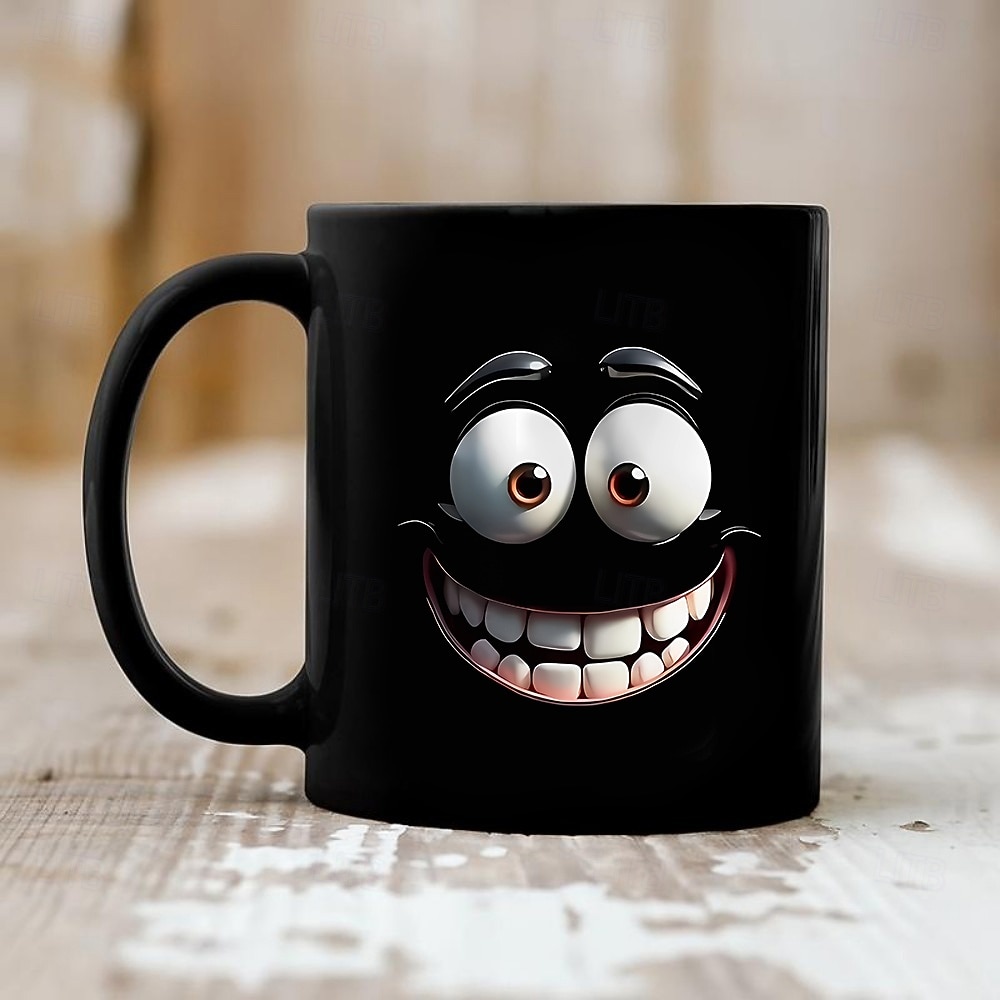Tasse à café noire amusante avec un grand visage de dessin animé souriant, tasse à thé en céramique de 12 oz, cadeau pour le bureau, la maison, les amis, nouveauté, cadeau d'anniversaire ou de de 2026 ? $16.99 –P2