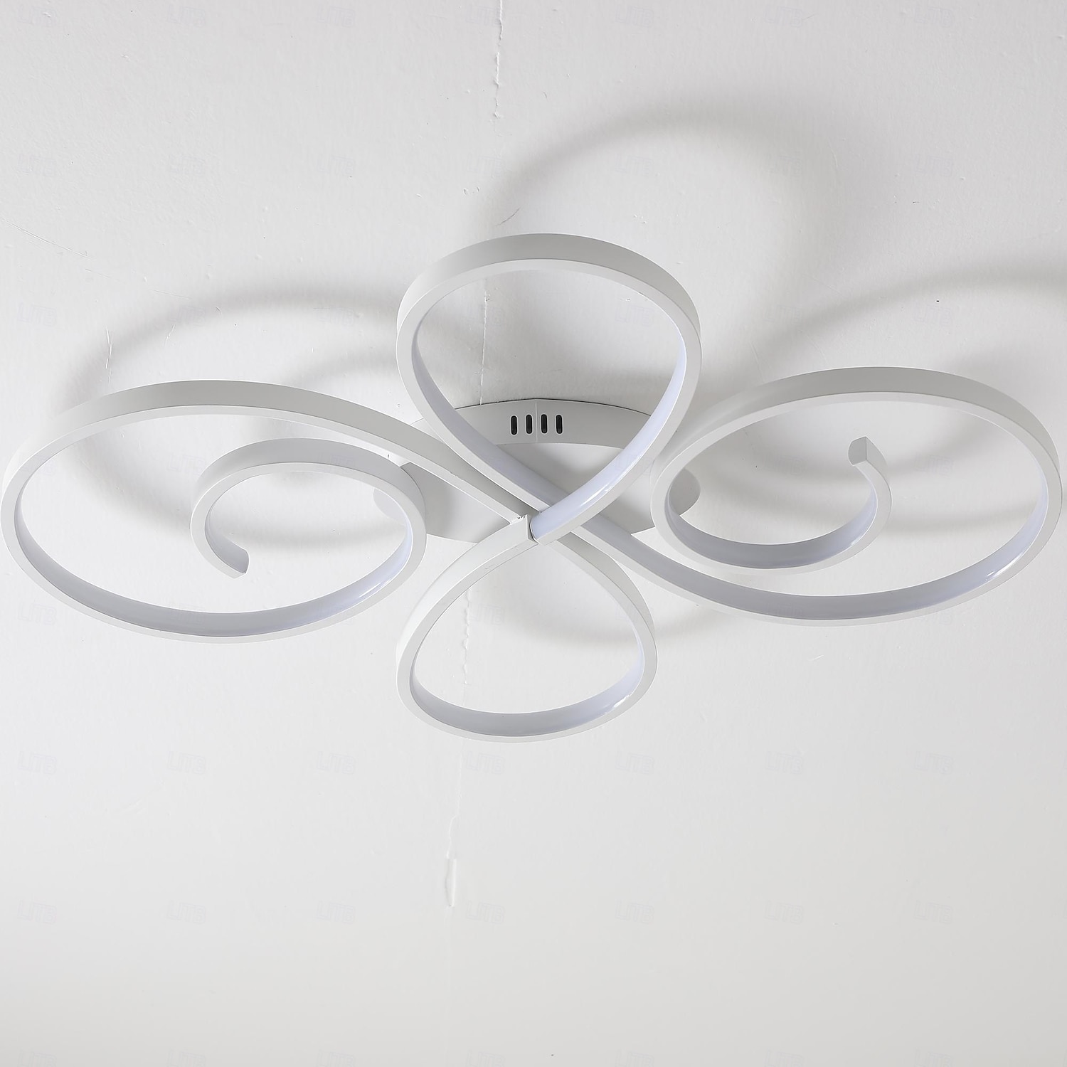 Luminária de teto de 70 cm com design em cluster, estilo artístico moderno em metal, acabamento pintado na cor preta, LED, 110-120V ou 220-240V. de 2026 por $143.99 –P1