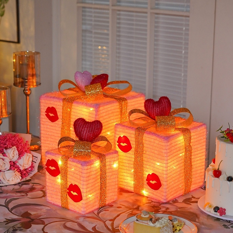 3 Pcs Christmas LED with light bow glowing gift box, indoor and outdoor party atmosphere decoration light props ornament, 8-function waterproof battery box, 15.5/20.5/25.5CM 2025 - CAD $32.99 –P3