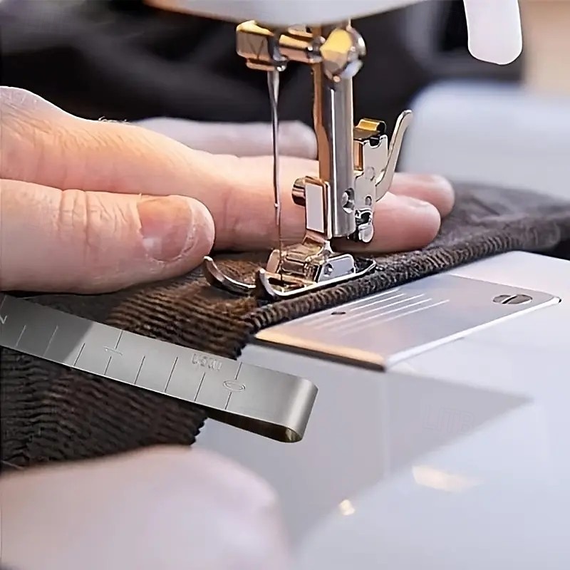 10/20 ks stříbrně šedých spon na šikmou stuhu s vestavěným pravítkem, šicími a prošívacími nástroji pro kutilské projekty a tvoření s látkami 2026 - $10.99 –P7