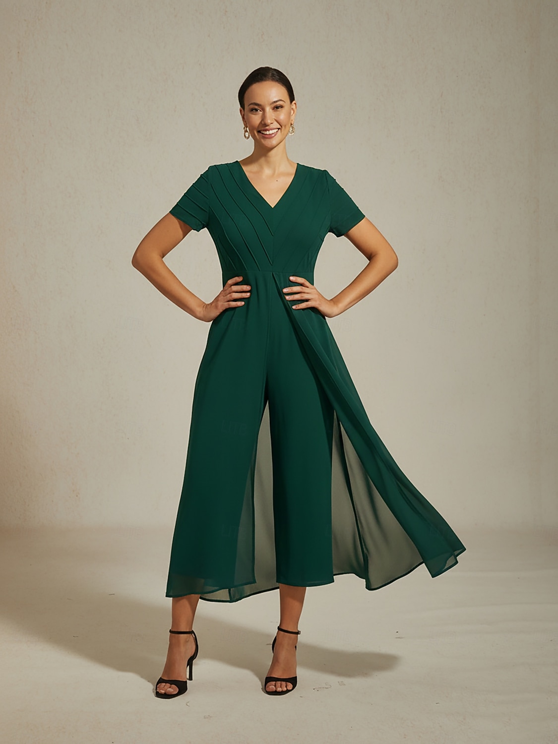 Combinaison femme vert foncé col V design à panneaux imitation deux pièces fluide aspect transparent tissu extensible destination mariage invité printemps été automne de 2025 ? $114.99 –P5