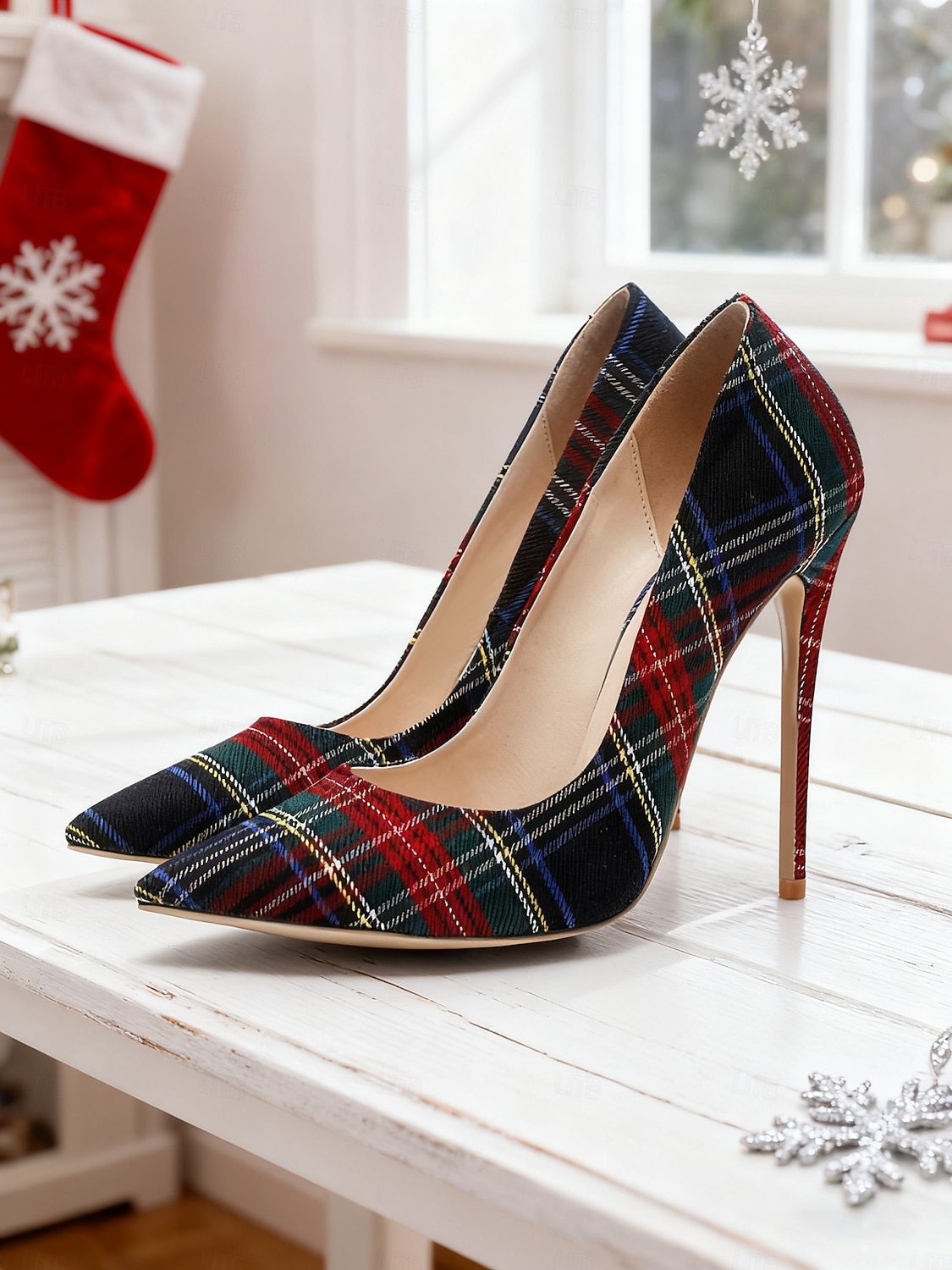 Tacones altos de aguja a cuadros para mujer, zapatos clásicos de punta puntiaguda a cuadros para fiestas navideñas y conjuntos festivos. &celebraciones de invierno 2026 - $79.99 –P3
