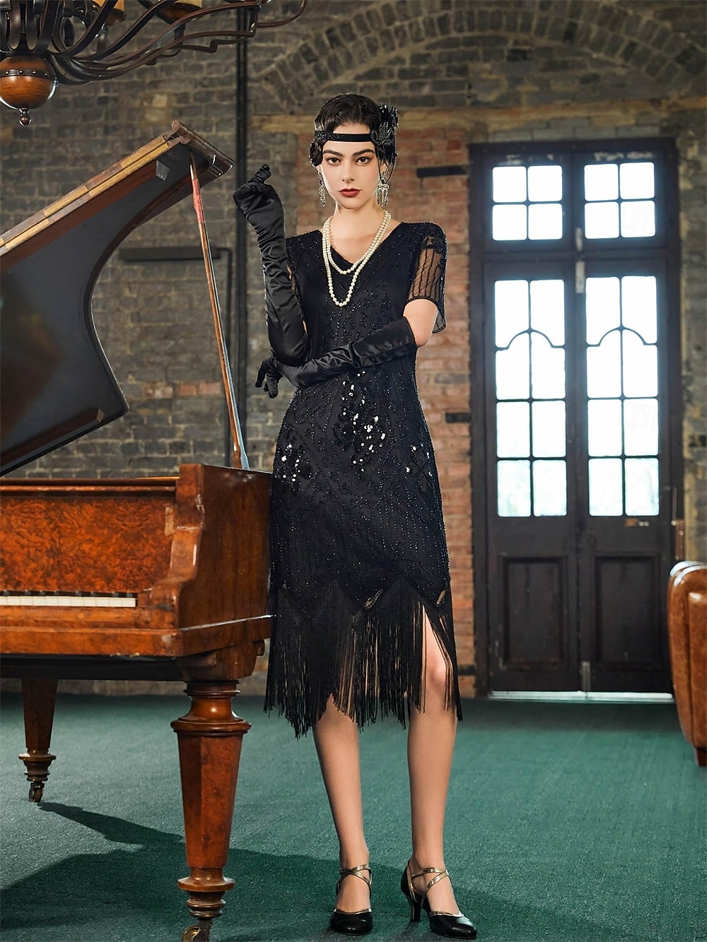 2026年 セット 20代の轟音 1920年代風 膝丈 フラップワンピース 二次会ドレス / カクテルドレス ファンシーコスチューム アクセサリー付き 半袖 グレートギャツビー フラッパーガール スパンコール タッセル Ｖネック 仮装 女性用 クリスマス 新年 パーティー スピークイージー マスカレード 成人 ドレス グローブ イヤリング  コレクション – $57.99 –P8