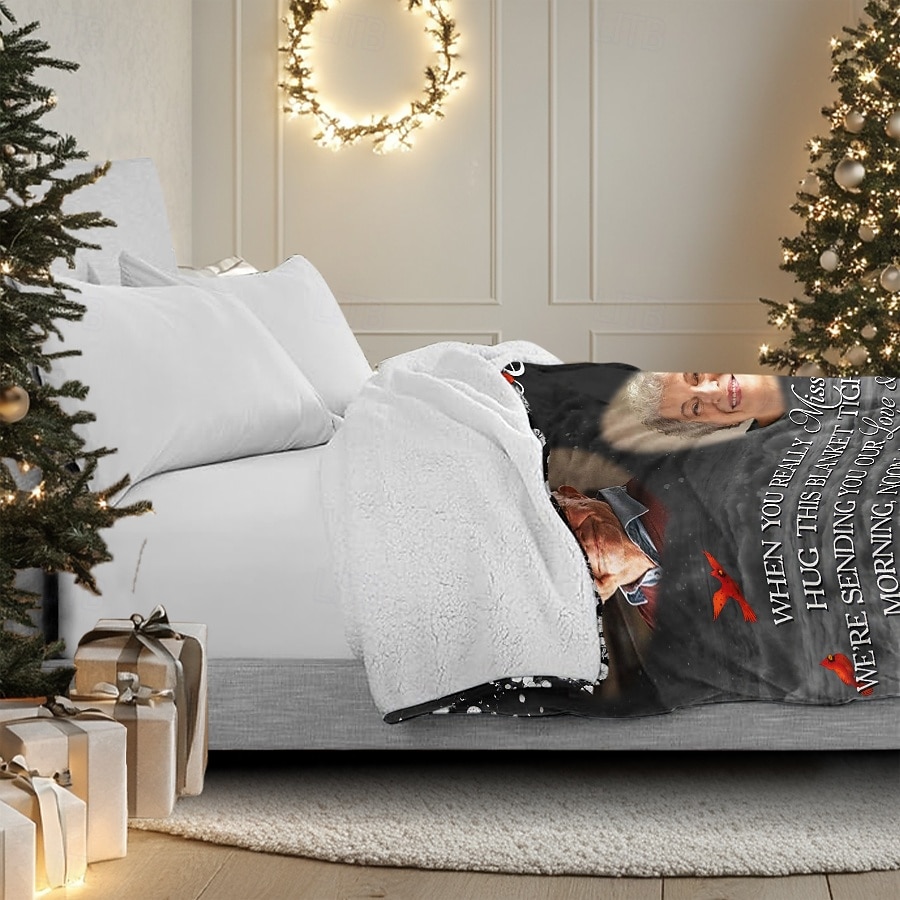 بطانية صور مخصصة - هدايا تعاطف تذكارية مخصصة لعيد الميلاد لفقدان الأم والأب - حبك سيكون دائمًا دليلنا 2026 - $26.99 –P3