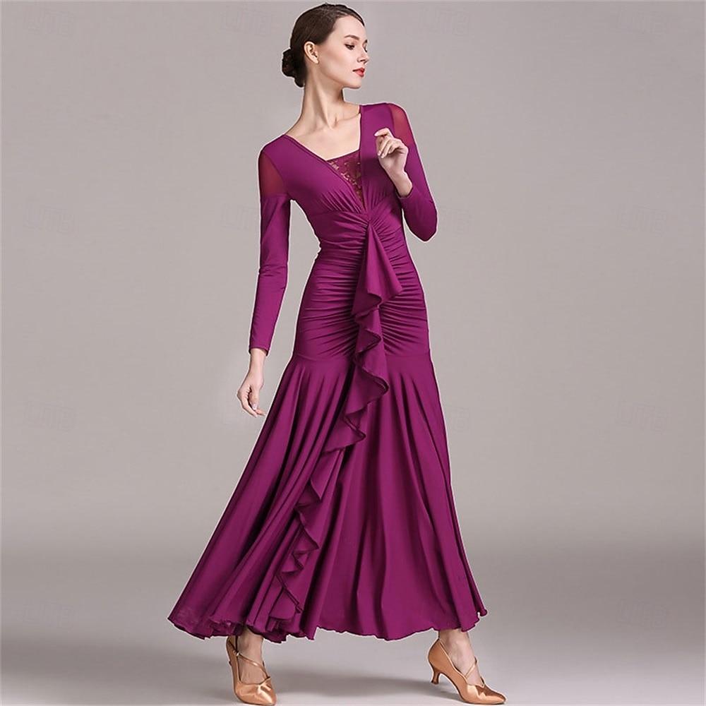 grünes Gesellschaftstanzkleid mit langen Ärmeln, gerüschten Details und Rüschenrock für eleganten Latein &Ballsaalaufführung 2026 - $129.99 –P10