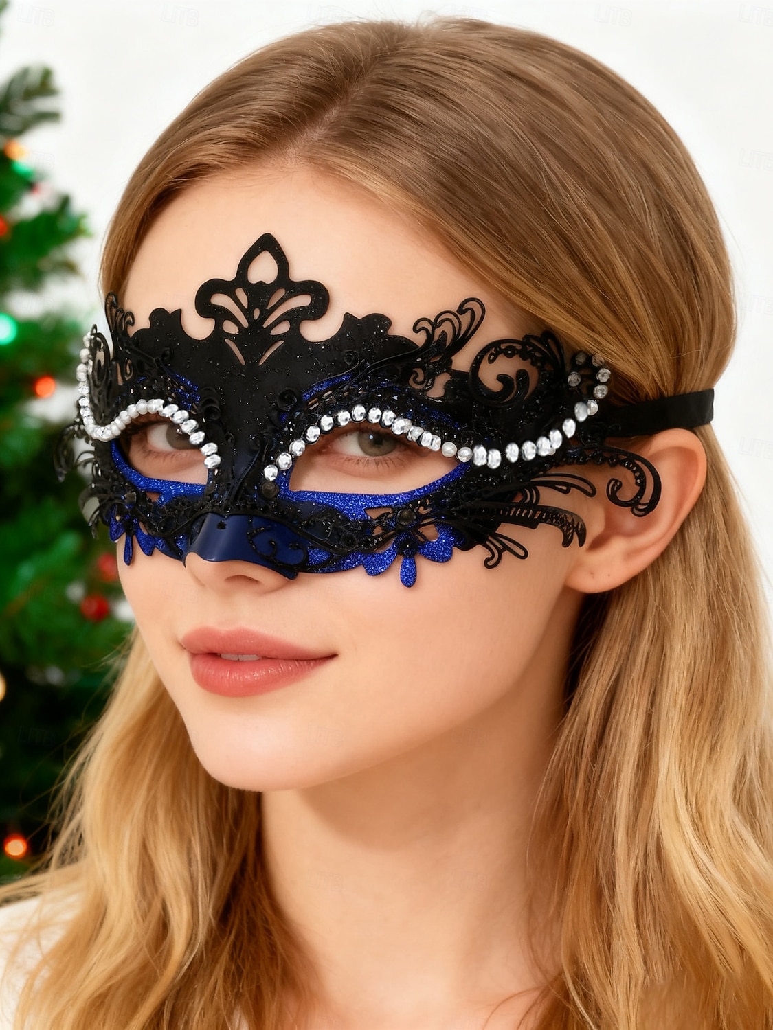 Grüne Maskenmaske für Damen mit schwarzer Spitze und Strass-Details für Weihnachtsfeier, Ball &Karneval 2026 - $26.99 –P3