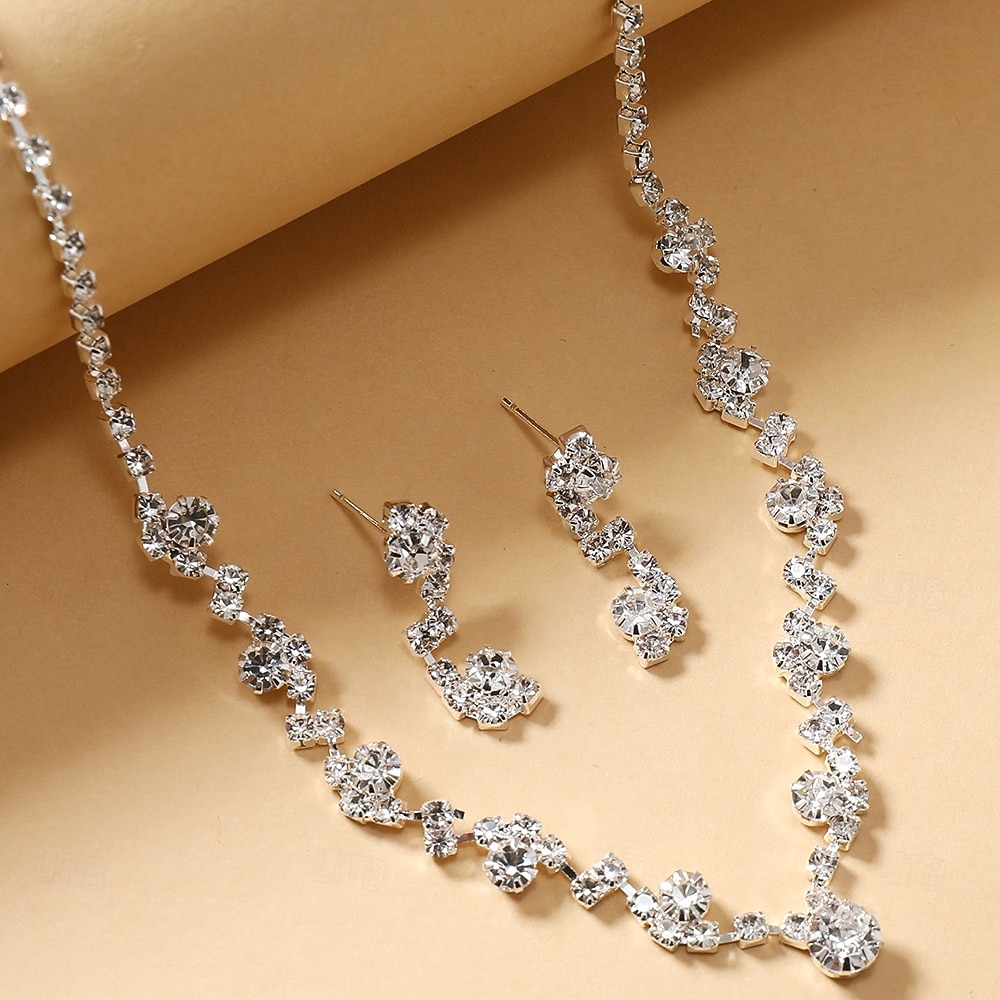 elegante set di gioielli in argento con strass: collana, bracciale e orecchini pendenti in cristallo scintillante per donna del 2026 a $11.99 –P5