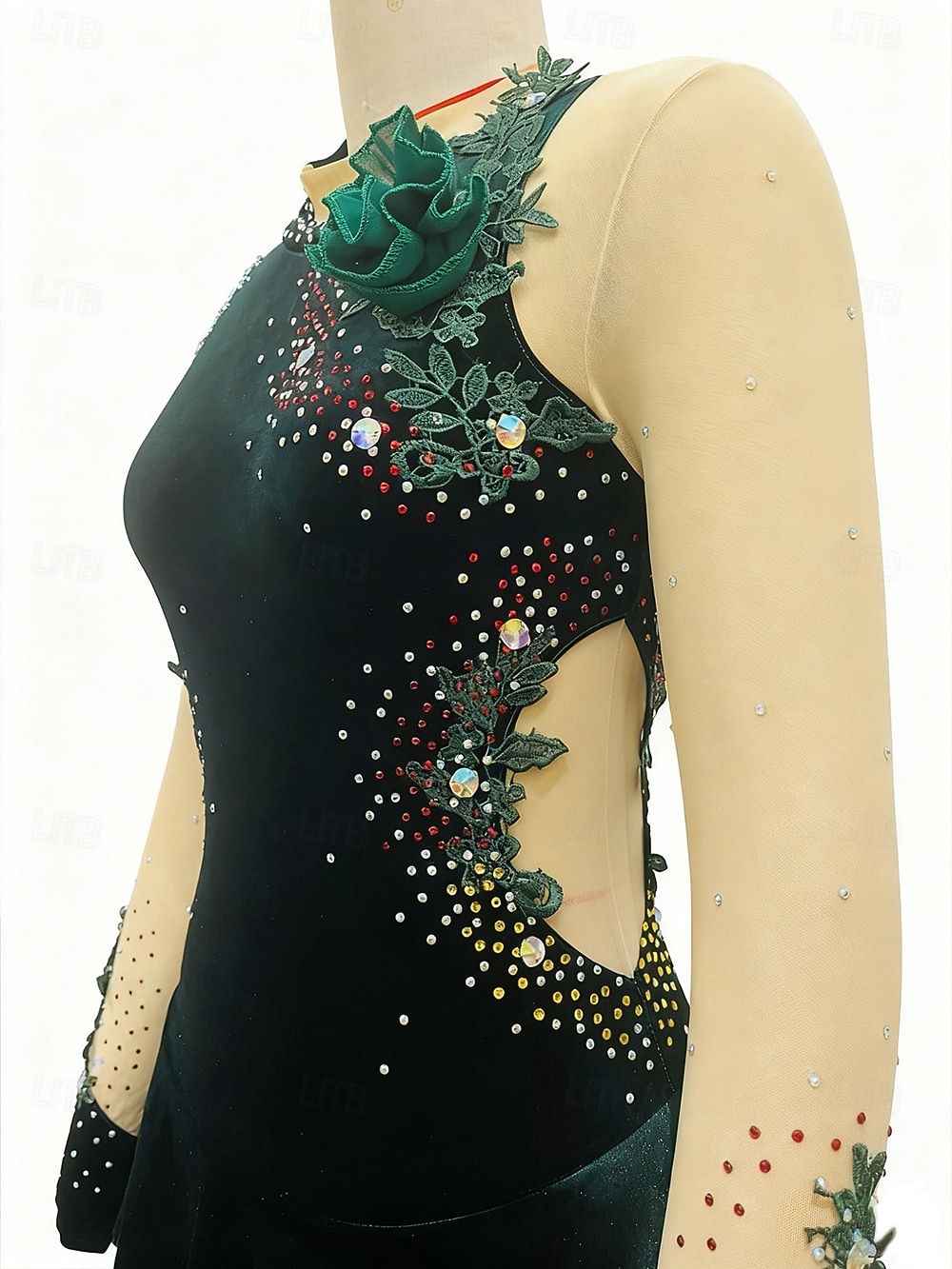 green emerald velvet dress Amazon.com: Figure Skating Dress, Sleeveless, for Professional Competition,  Performance, Training, Handmade, Highly Elastic,Green,M : Clothing, Shoes &  Jewelry