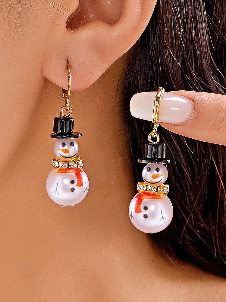 Julörhängen i legering för kvinnor med snögubbe- och snöflingedesign, perfekta för högtidsmode och festliga presenter 2026 - $5.99 –P8