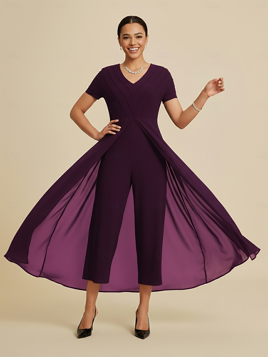 tuta da donna rosso vino con scollo a V, design a pannelli, finto due pezzi, fluido, trasparente, tessuto elasticizzato, casual, primavera estate autunno del 2025 a $114.99 –P3