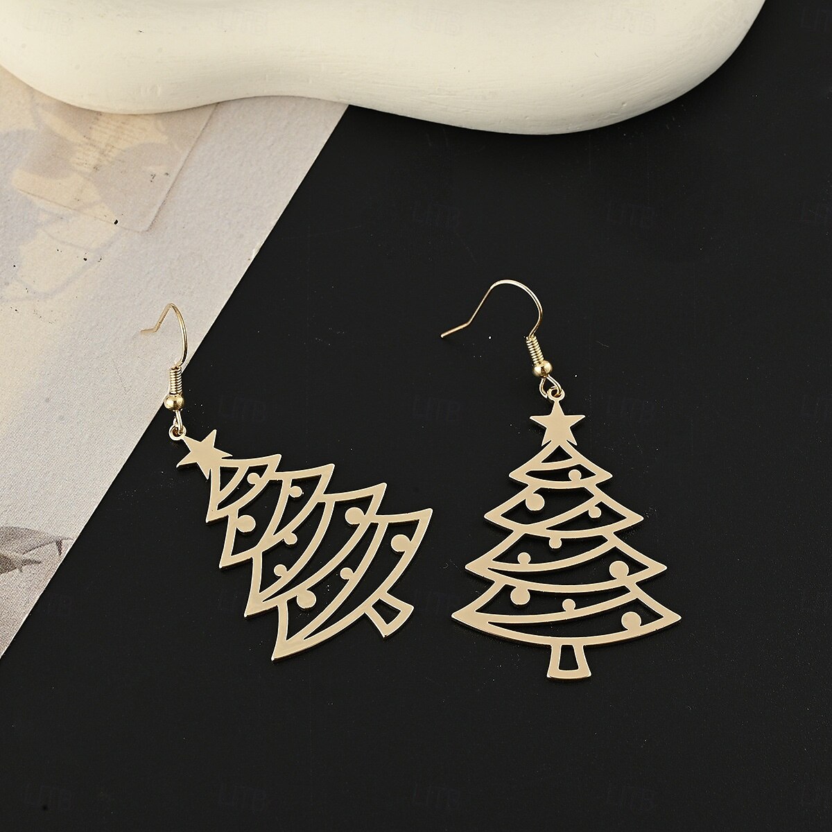 Pendientes colgantes de árbol de Navidad dorados: joyas festivas para mujer, pendientes con decoración navideña. 2026 - $7.99 –P3