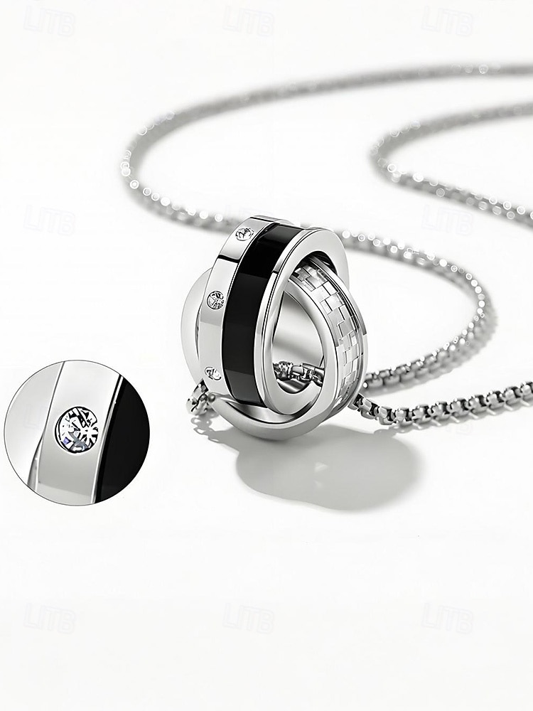 Collar con colgante navideño de acero y titanio para hombre: elegantes anillos entrelazados con detalles de diamantes: el regalo perfecto para las fiestas. 2026 - $11.99 –P6