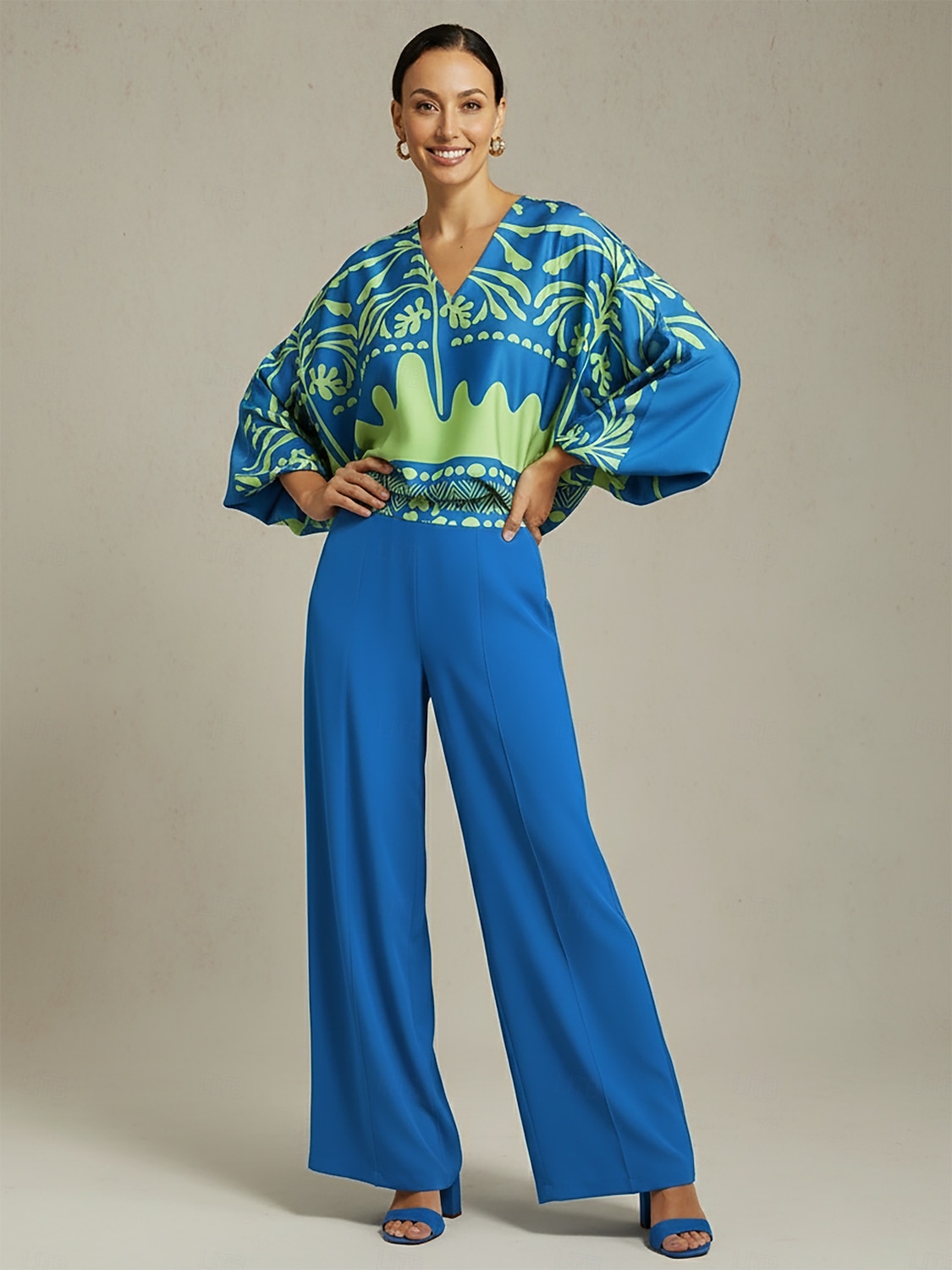 Top de mujer de satén azul con estampado floral de vacaciones, manga farol, cuello en V, informal, para primavera y otoño 2026 - $15.99 –P4