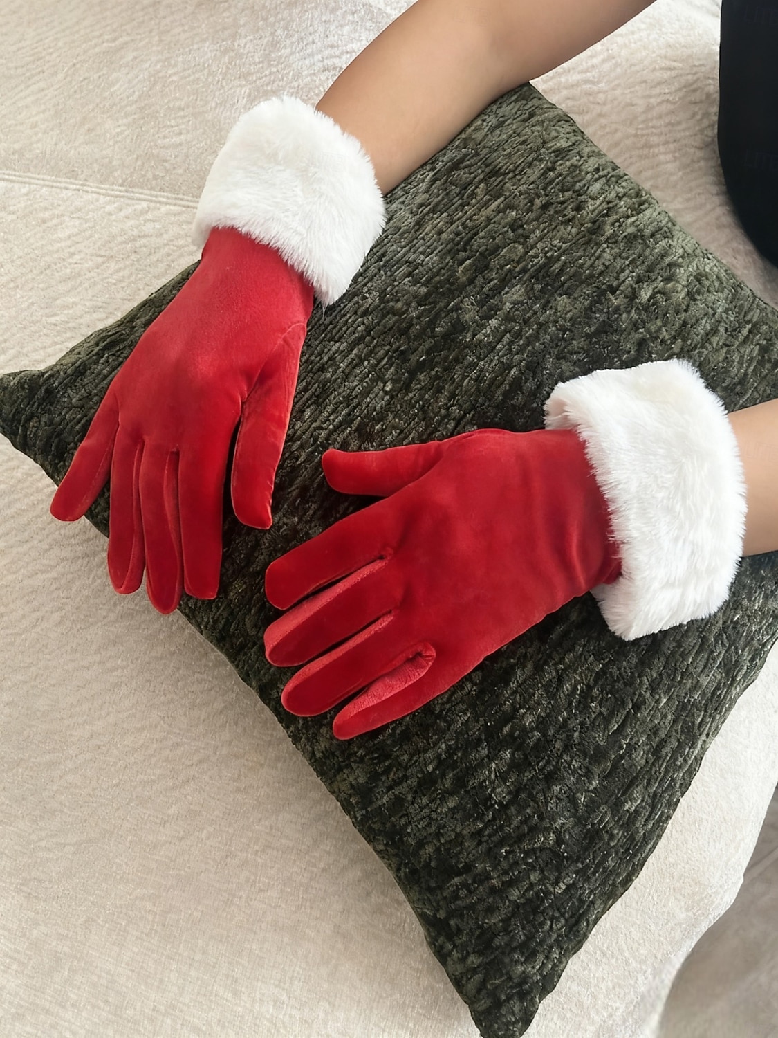 قفازات مخملية نسائية لعيد الميلاد مع أطراف من الفرو الصناعي، قفازات حمراء للعطلات للاحتفالات الاحتفالية، مثالية لحفلات الشتاء ومناسبات عيد الميلاد 2026 - $9.99 –P5