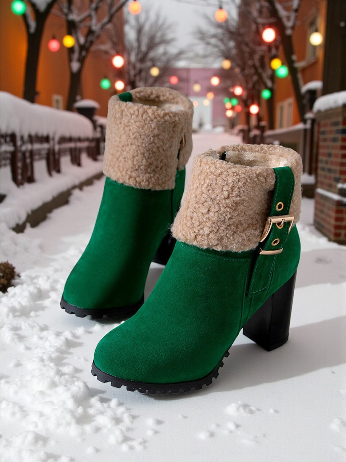 حذاء نسائي بكعب من الجلد المدبوغ باللون الأخضر مع أطراف من الفرو الصناعي، كعب سميك عصري، مثالي لقضاء العطلات الشتوية وحفلات الكريسماس والمناسبات الاحتفالية 2026 - $54.99 –P1