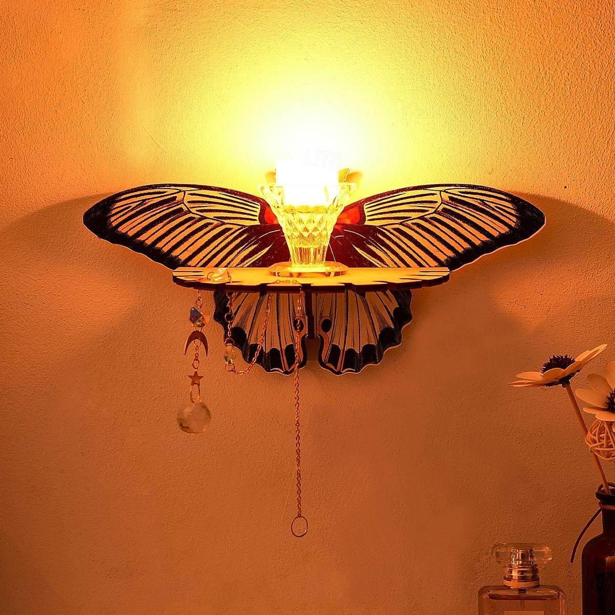 2025年 1個のクリエイティブでシンプルな壁掛けストライプの蝶型ディスプレイスタンド、釘なし、カラフルなクリエイティブな蝶型の壁飾り吊り下げピース組み立て木製手工芸品吊り下げ装飾  コレクション – $9.49 –P1