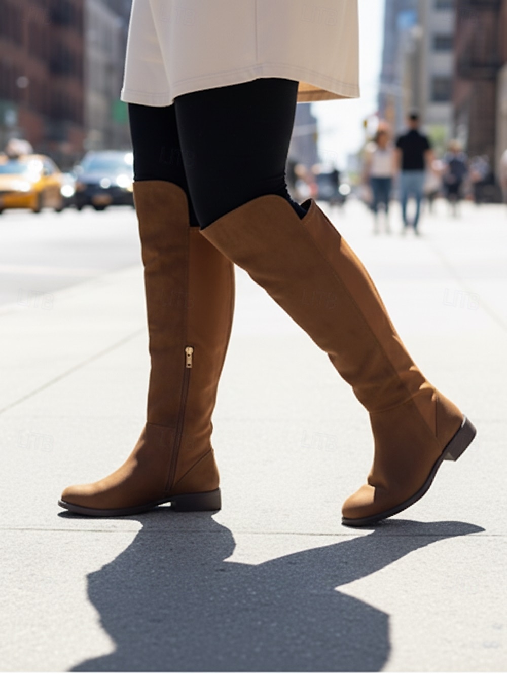 bottes en faux daim violet au-dessus du genou pour femmes – bottes hautes extensibles à talon plat et à la mode pour l'automne et l'hiver de 2026 ? $69.99 –P2