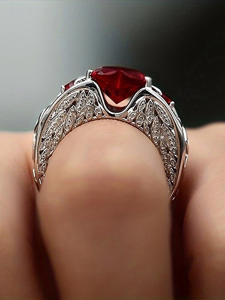 Rode hartvormige edelsteenring voor dames met verzilverde band – elegante sieraden als kerstcadeau en voor feestdagen 2026 - zł21.99 –P4