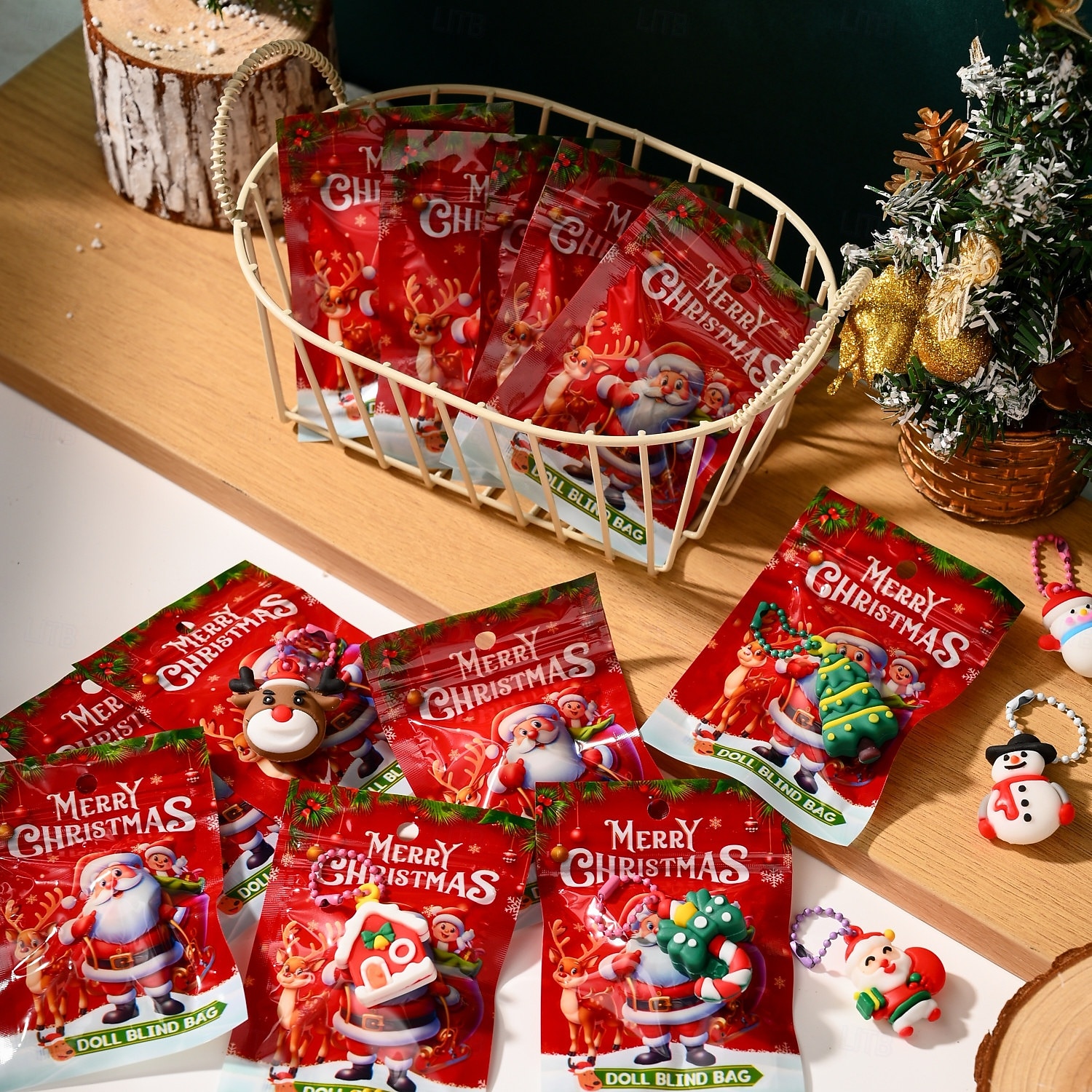 32pcs Christmas Ornament Set with Santa, Reindeer, Snowmen & Candy Canes, Festive Holiday Decorations with Hanging Loop, Perfect For Backpacks 2025 - $15.99 –P7