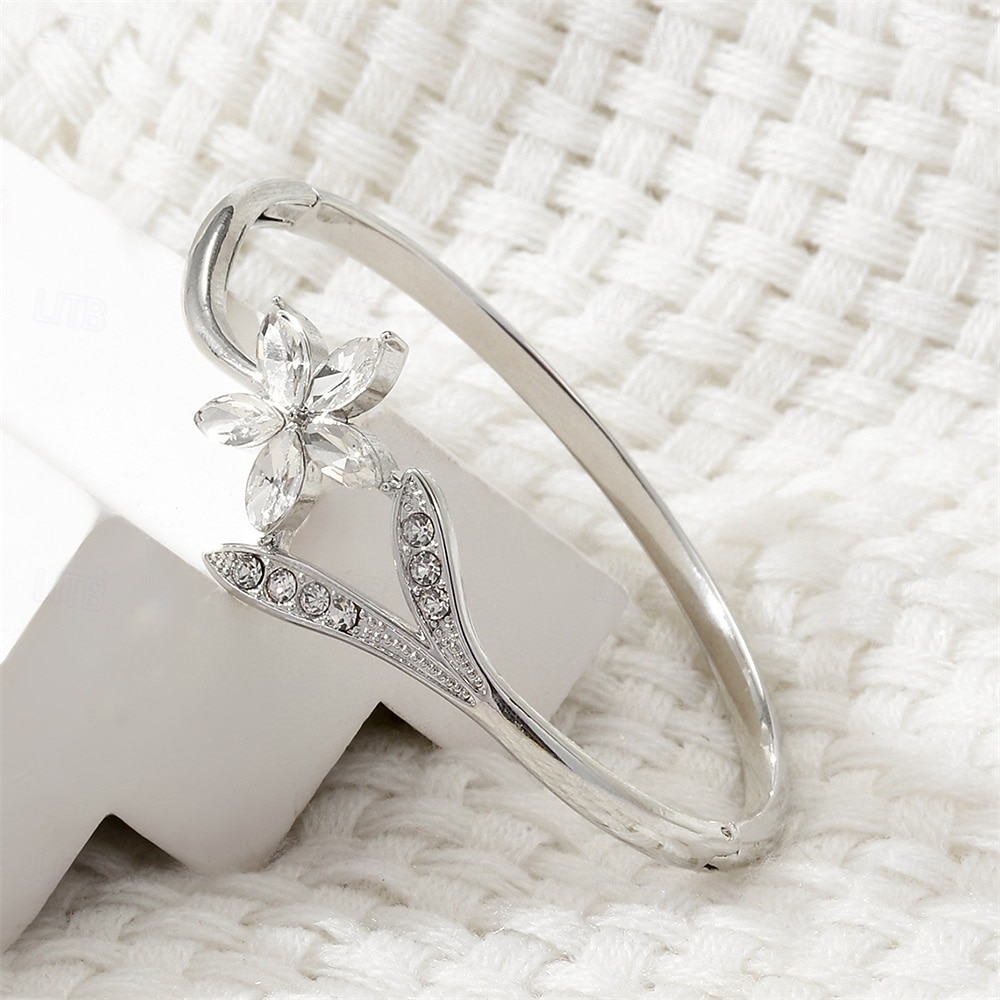 Zircon Classic Flower Shape Fashion Cute Personalized Trendy Chrome Bracelet Jewelry Silver / Golden For Wedding Party Engagement Prom 2026 - $10.99 –P3