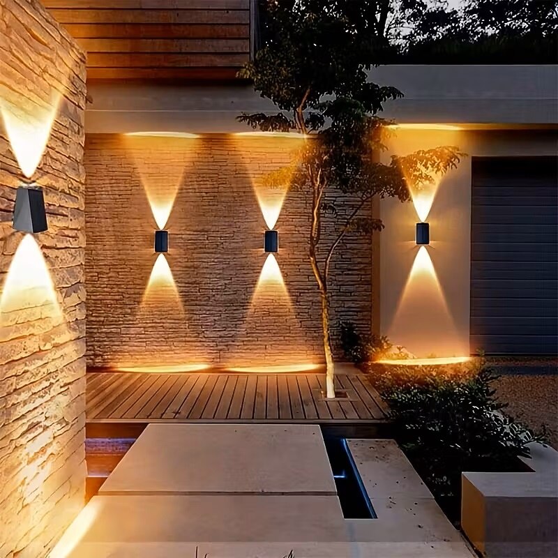 1ks venkovní solární nástěnné světlo s horním a spodním osvětlením, venkovní nástěnné solární světlo na terasu, zahradu, garáž, verandu a silnici, vánoční, svatební, sváteční, venkovní krajinářské 2026 - $25.99 –P2