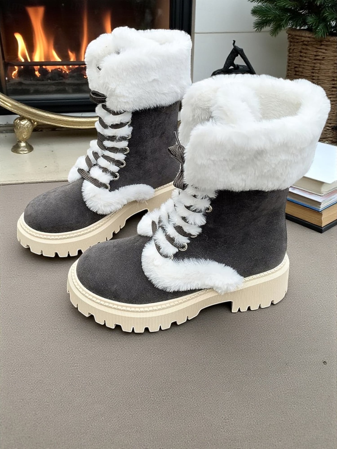 Bottes d'hiver à lacets doublées de fausse fourrure pour femmes - bottes de neige chaudes en daim avec semelle antidérapante pour temps froid et activités de plein air de 2026 ? $42.99 –P8