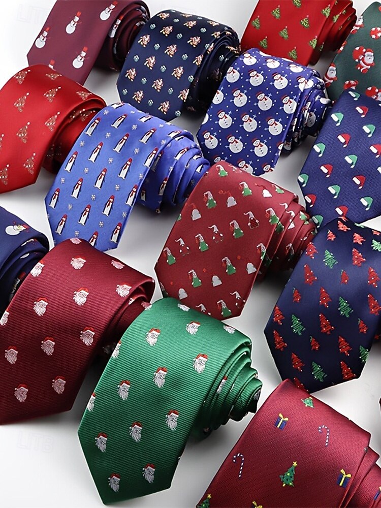 Cravates de Noël pour hommes – en polyester avec des motifs festifs de bonhommes de neige, de père Noël et de sapins, parfaites pour les fêtes et célébrations de fin d'année. de 2025 ? $11.99 –P3