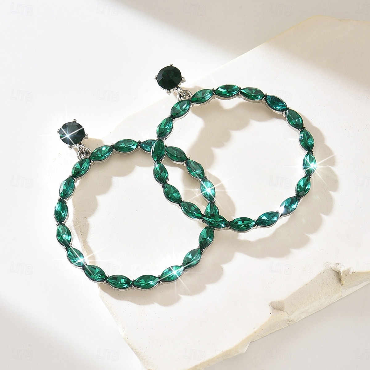 orecchini da donna con cristalli color smeraldo - lussuosi pendenti di strass &modelli di cerchi per feste glamour ed eventi serali del 2026 a $11.99 –P6