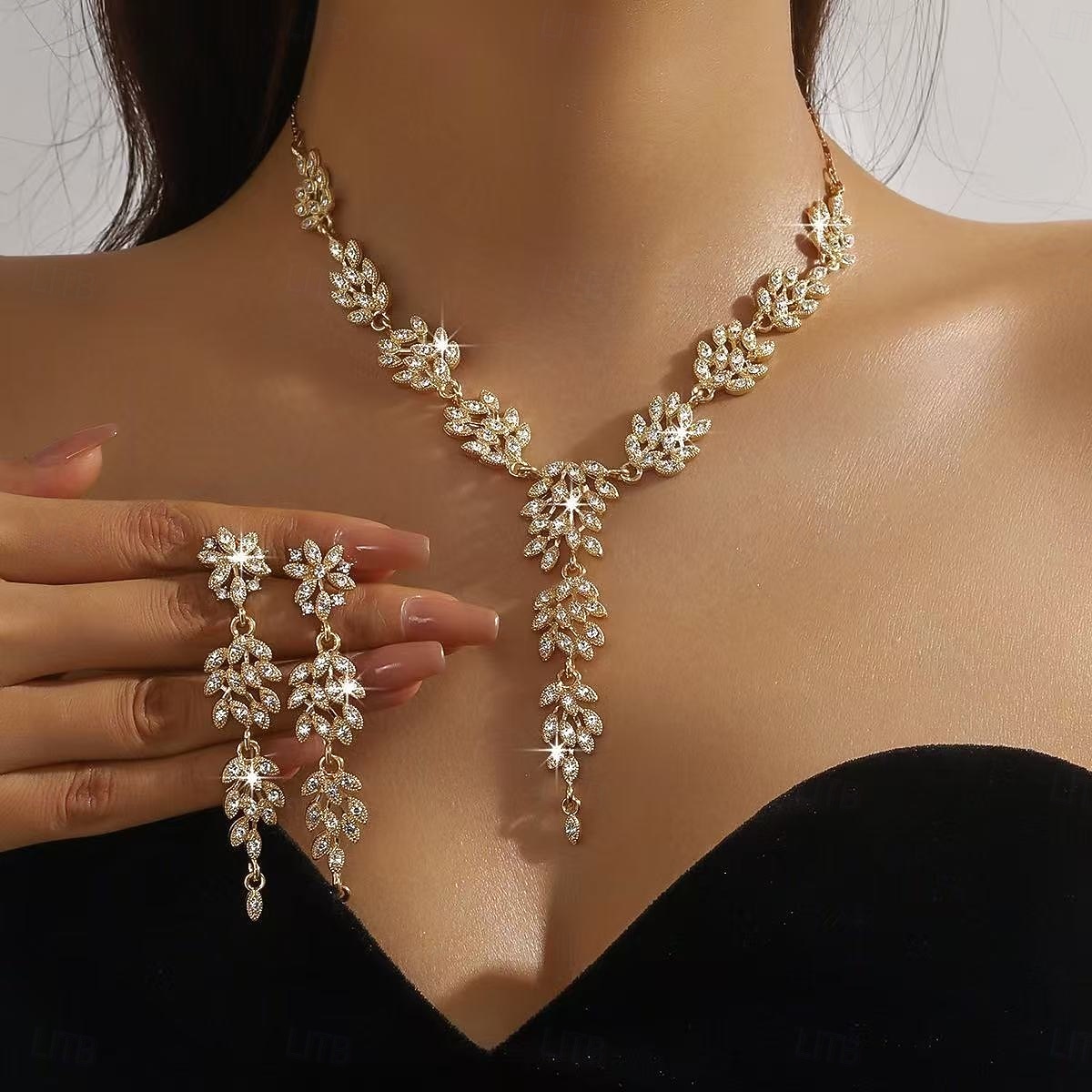 Gouden damesketting en oorbellenset met strass-steentjes - elegante, glinsterende sieraden voor feest- en avondgelegenheden 2026 - $19.99 –P6