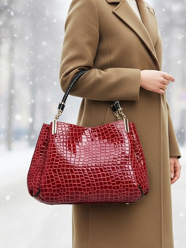 Damhandväska i konstläder med krokodilprägling, julklar, finns i rött, blått och svart – snygg vinteraxelväska med justerbar rem och gulddetaljer 2026 - $26.99 –P2
