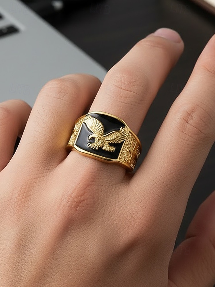 herenring van roestvrij staal met adelaarsmotief, zwart geëmailleerd ontwerp met gouden en zilveren afwerking, modieuze statementring, perfect voor casual of formele gelegenheden 2026 - $11.99 –P2