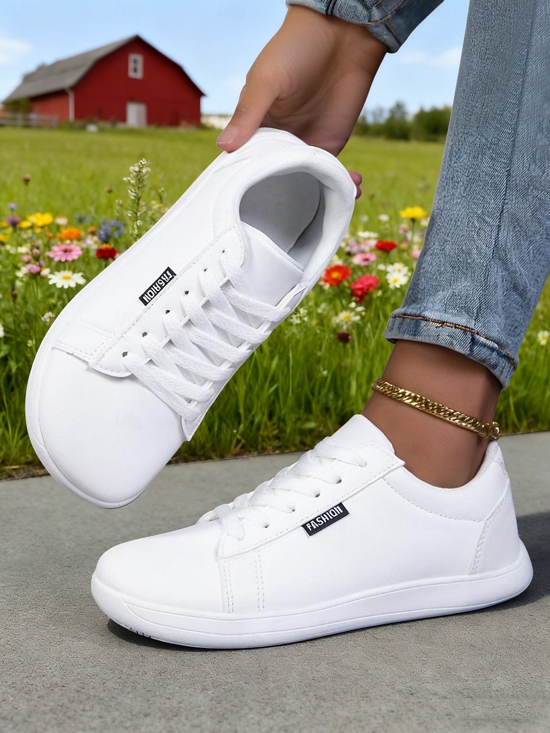 Zapatillas clásicas blancas de piel sintética de corte ancho para mujer: zapatos planos informales con cordones para tenis, caminar, la escuela y uso diario. 2026 - $34.99 –P3