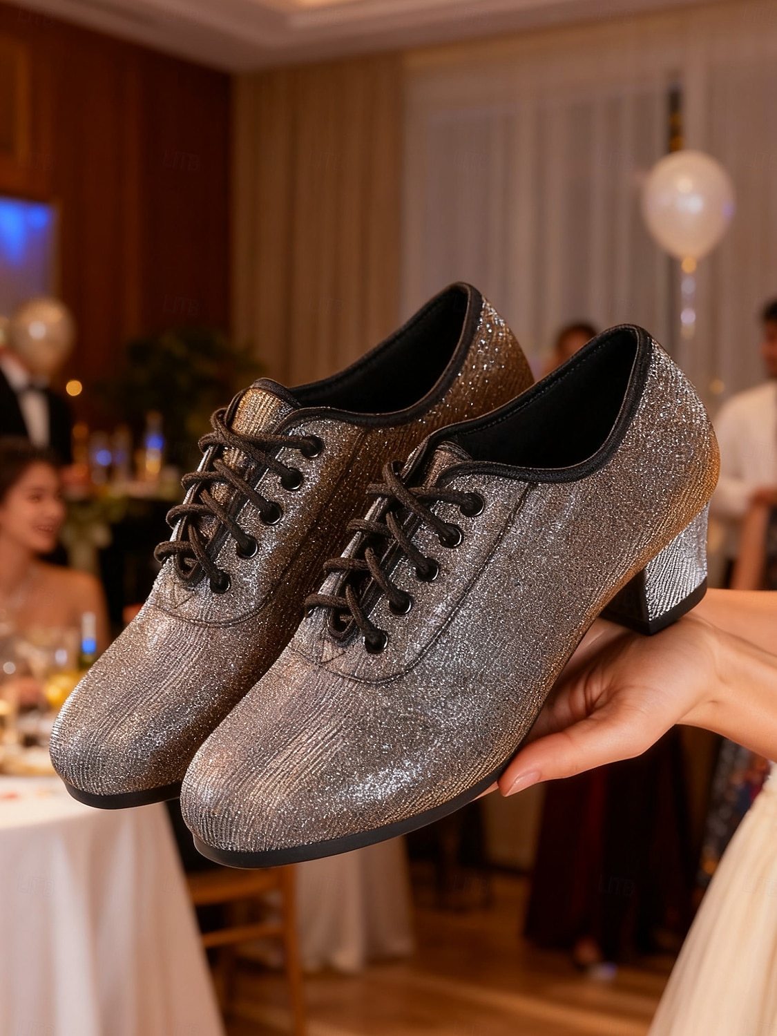 scarpe da ballo latino da donna in oro e argento - scarpe da ballo professionali da sala da ballo, tango, jazz, con lacci, finitura metallica sfumata e tacchi bassi per esibizioni o prove del 2026 a $42.99 –P2