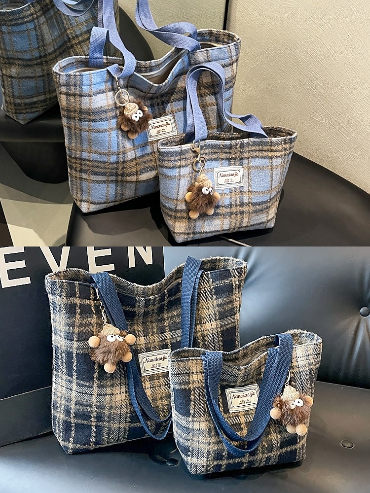 Женские рождественские клетчатые сумки-шопперы – большие и маленькие размеры, полиэстеровая ткань с помпонами, праздничный стиль для предпраздничного шопинга и подарков 2026 - $11.99 –P5