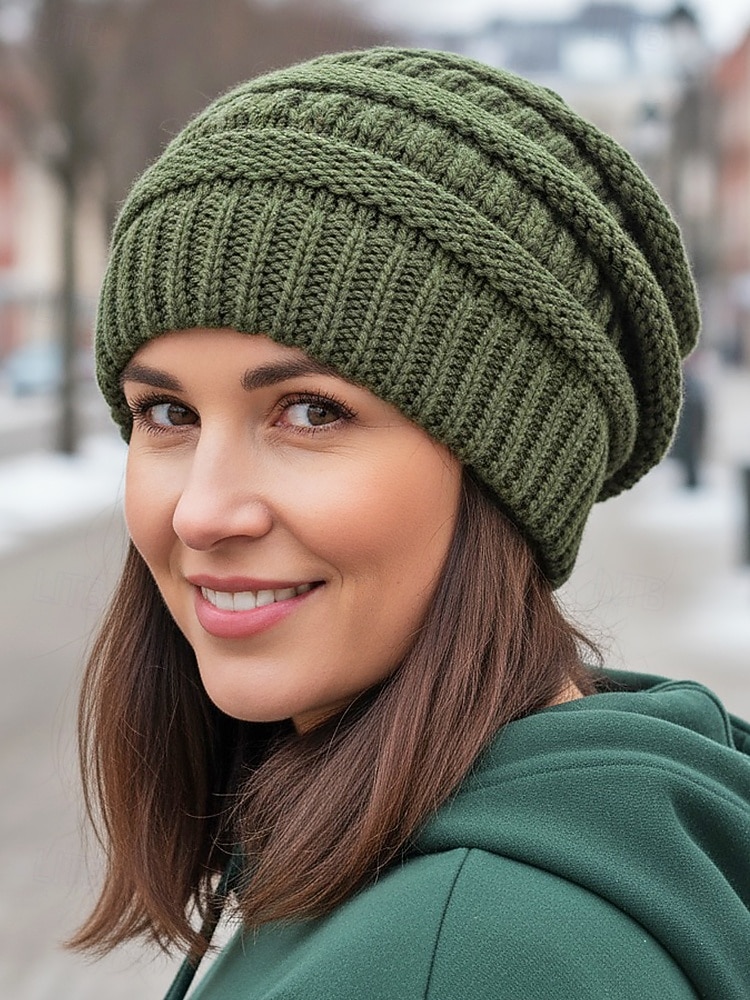 Căciulă tricotată pentru femei – disponibilă în mai multe culori, moale și elastică pentru o potrivire confortabilă, perfectă pentru iarnă și ținute casual. 2026 - $7.99 –P1