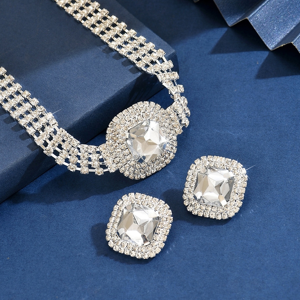 Set de bijuterii din cristal pentru femei - colier tip choker cu strasuri strălucitoare și inele statement pentru petrecere, banchet de seară sau ocazii speciale 2026 - $14.99 –P2