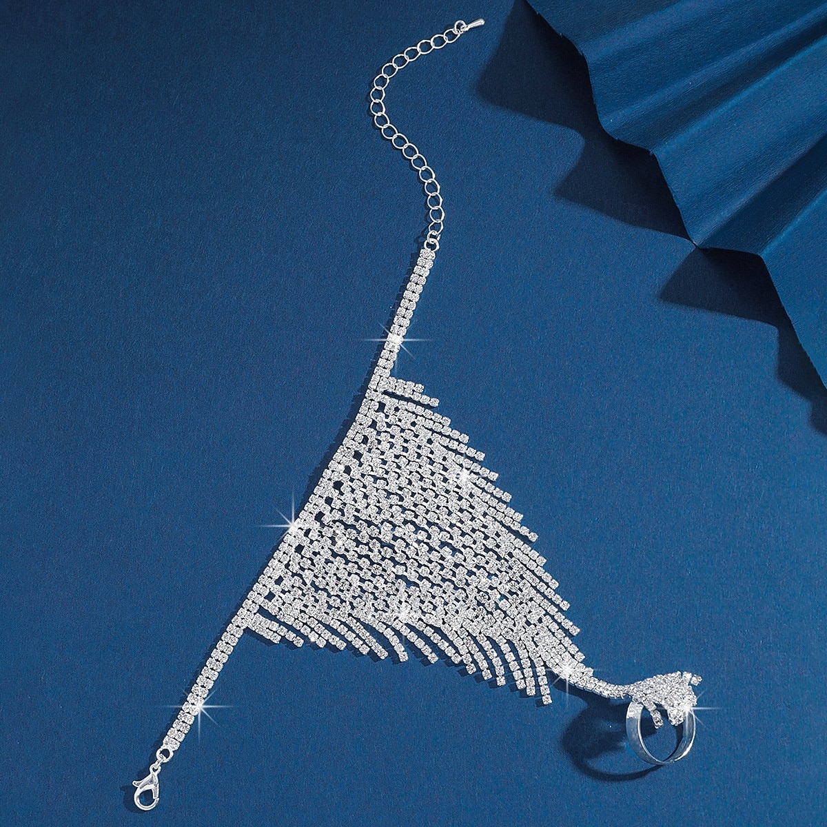 Brățară de mână pentru femei cu franjuri strălucitoare și strasuri - bijuterii de lux cu manșetă din plasă pentru petreceri, evenimente de seară &ocazii speciale 2026 - $11.99 –P2