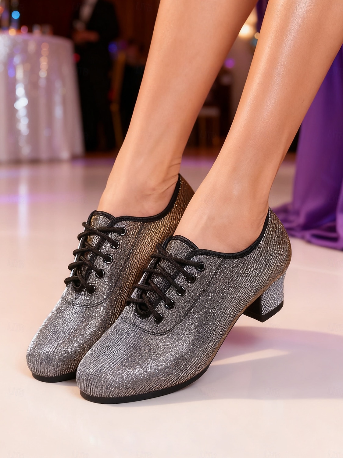 scarpe da ballo latino da donna in oro e argento - scarpe da ballo professionali da sala da ballo, tango, jazz, con lacci, finitura metallica sfumata e tacchi bassi per esibizioni o prove del 2026 a $42.99 –P1