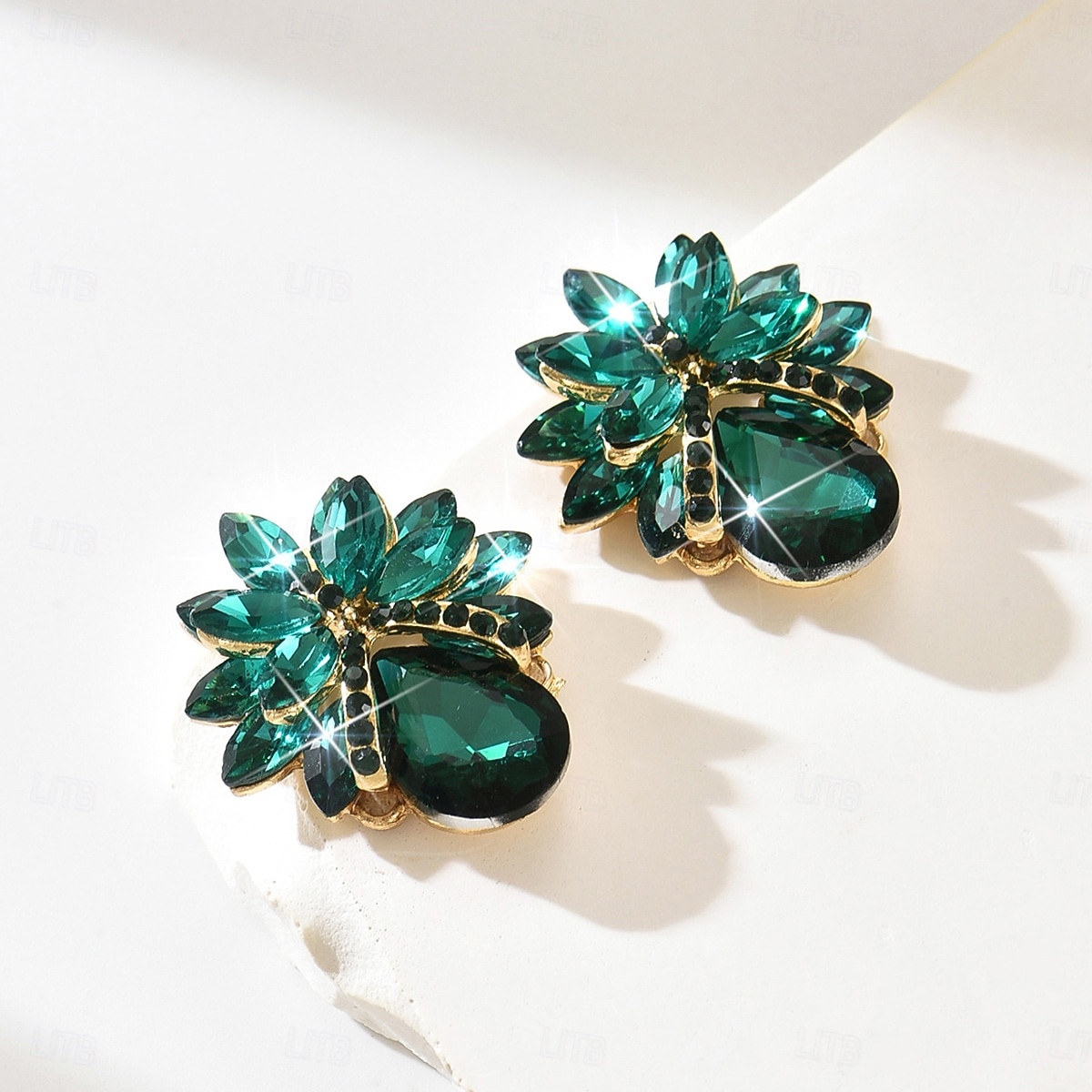 orecchini da donna con cristalli color smeraldo - lussuosi pendenti di strass &modelli di cerchi per feste glamour ed eventi serali del 2026 a $11.99 –P8