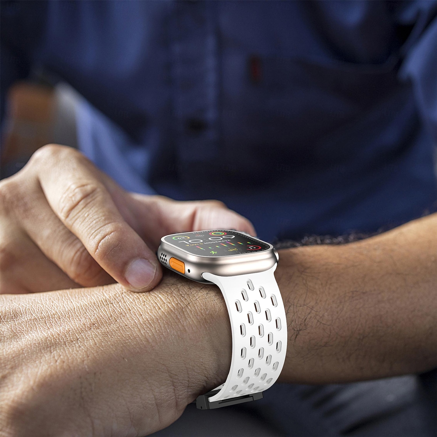 Cinturino Sportivo Anello Solo Compatibile con Cinturino dell'Apple Watch 49mm 46mm 45mm 44mm 42mm Lusso Regolabili Silicone Cinturino di ricambio per iwatch Ultra 3 2 Series 11 10 9 8 7 SE 6 5 4 3 2 del 2026 a $13.99 –P5