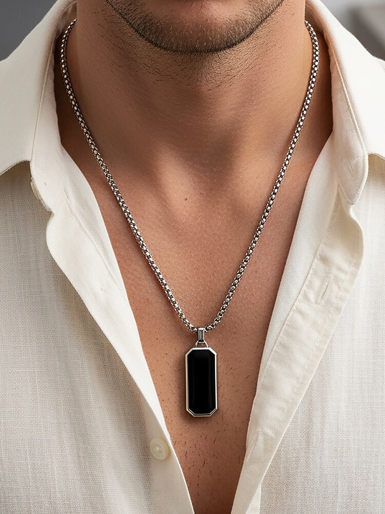 Miesten ruostumattomasta teräksestä valmistettu riipuskaulakoru – mustasta onyksista valmistettu kuusikulmainen muotoilu, tyylikäs ketju, täydellinen sekä rentoon että juhlavaan käyttöön. 2026 - $7.99 –P1