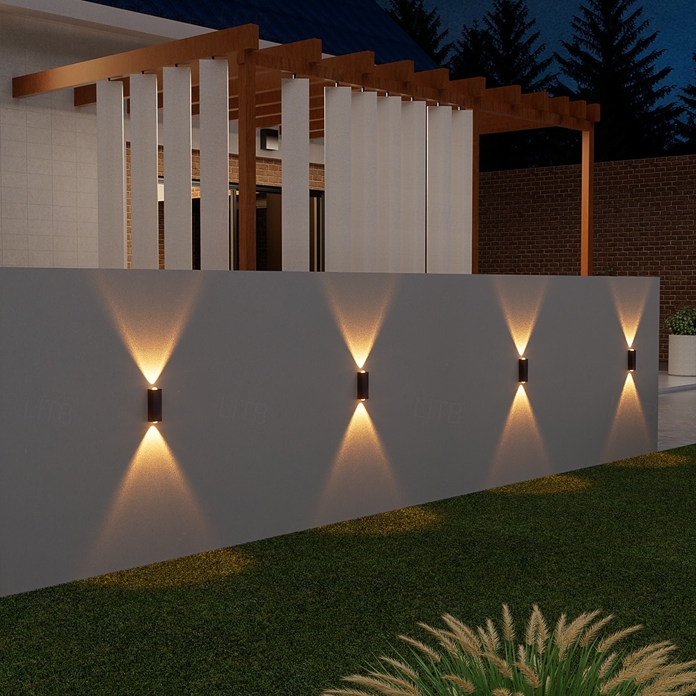 Conjunto de 4 luminárias solares de parede para exterior, à prova d'água, para pátio, jardim, varanda, cerca ou alpendre, ideais para decoração de Natal e feriados. de 2026 por $32.99 –P7