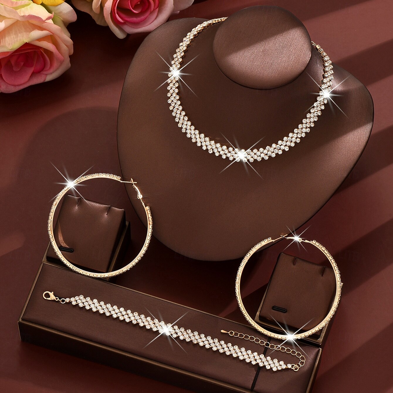 Set de bijuterii pentru femei cu strasuri aurii - cercei rotunzi strălucitori, colier tip choker cu cristale &brățară asortată, accesorii glamour pentru baluri, baluri &evenimente de petrecere 2026 - $22.99 –P4