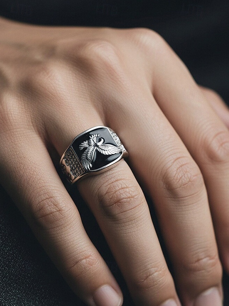 herenring van roestvrij staal met adelaarsmotief, zwart geëmailleerd ontwerp met gouden en zilveren afwerking, modieuze statementring, perfect voor casual of formele gelegenheden 2026 - $11.99 –P3