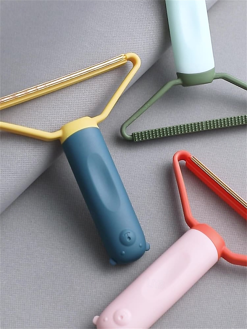 Pet Hair Lint Remover Brush Cleaning Sofa Clothes Carpet Removal Cleaner Tool 2026 - $11.49 –P3