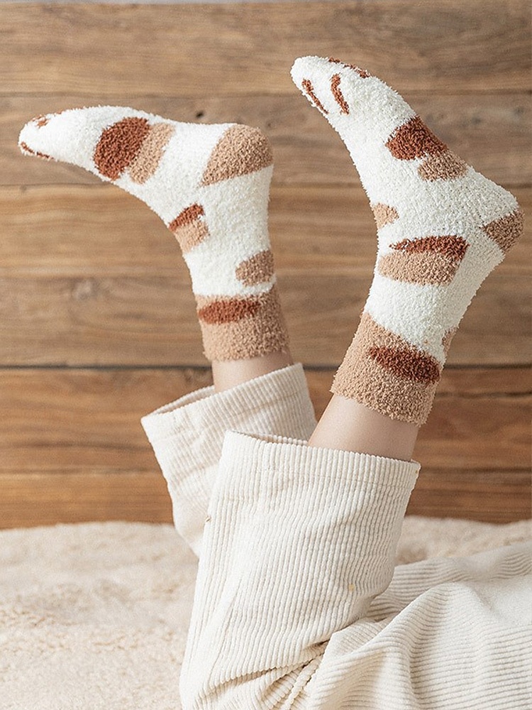 2026年 レディースコットンブレンドソックス、猫の足跡プリントデザインの6足セット、複数の色、柔らかくて快適な毎日の着用に最適  コレクション – $11.99 –P2