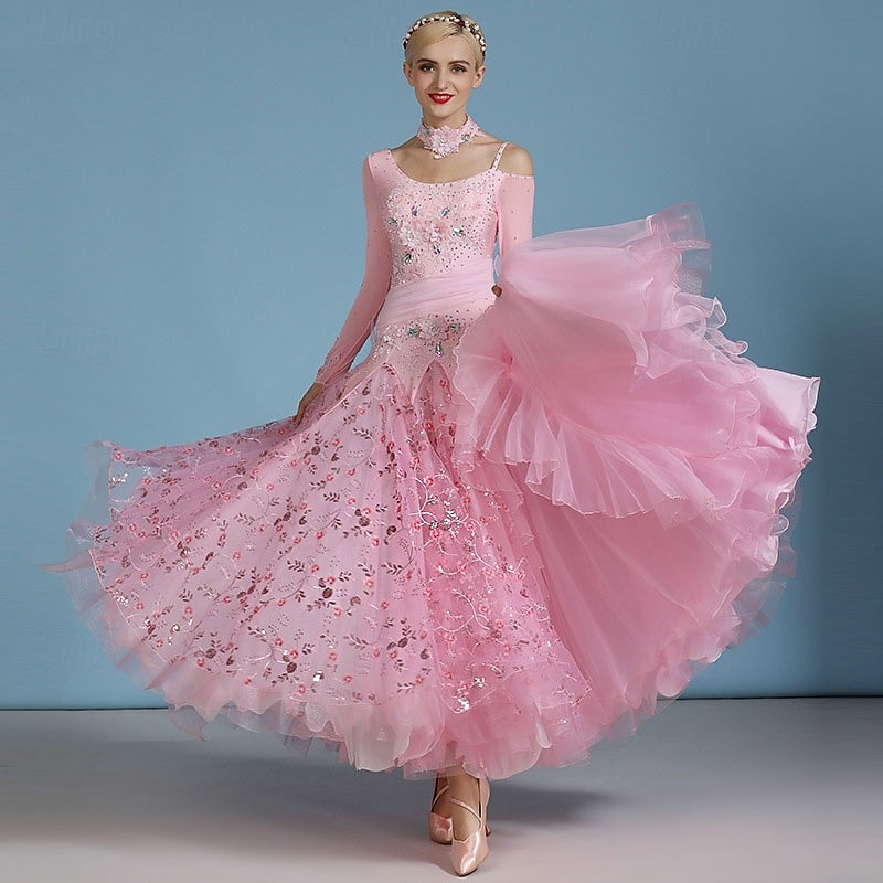 abito da ballo da sala da donna elegante rosa con paillettes e decorazioni floreali, spalle scoperte, abito da competizione per valzer, tango, rumba moderna del 2026 a $369.29 –P1