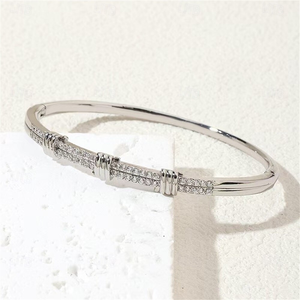 Bracelet Classique Zircon Mini Élégant Mode Personnalisé Simple Bracelet Bijoux Argent Doré Rond pour Mariage Soirée Fiançailles Bal de promo de 2026 ? $17.49 –P2