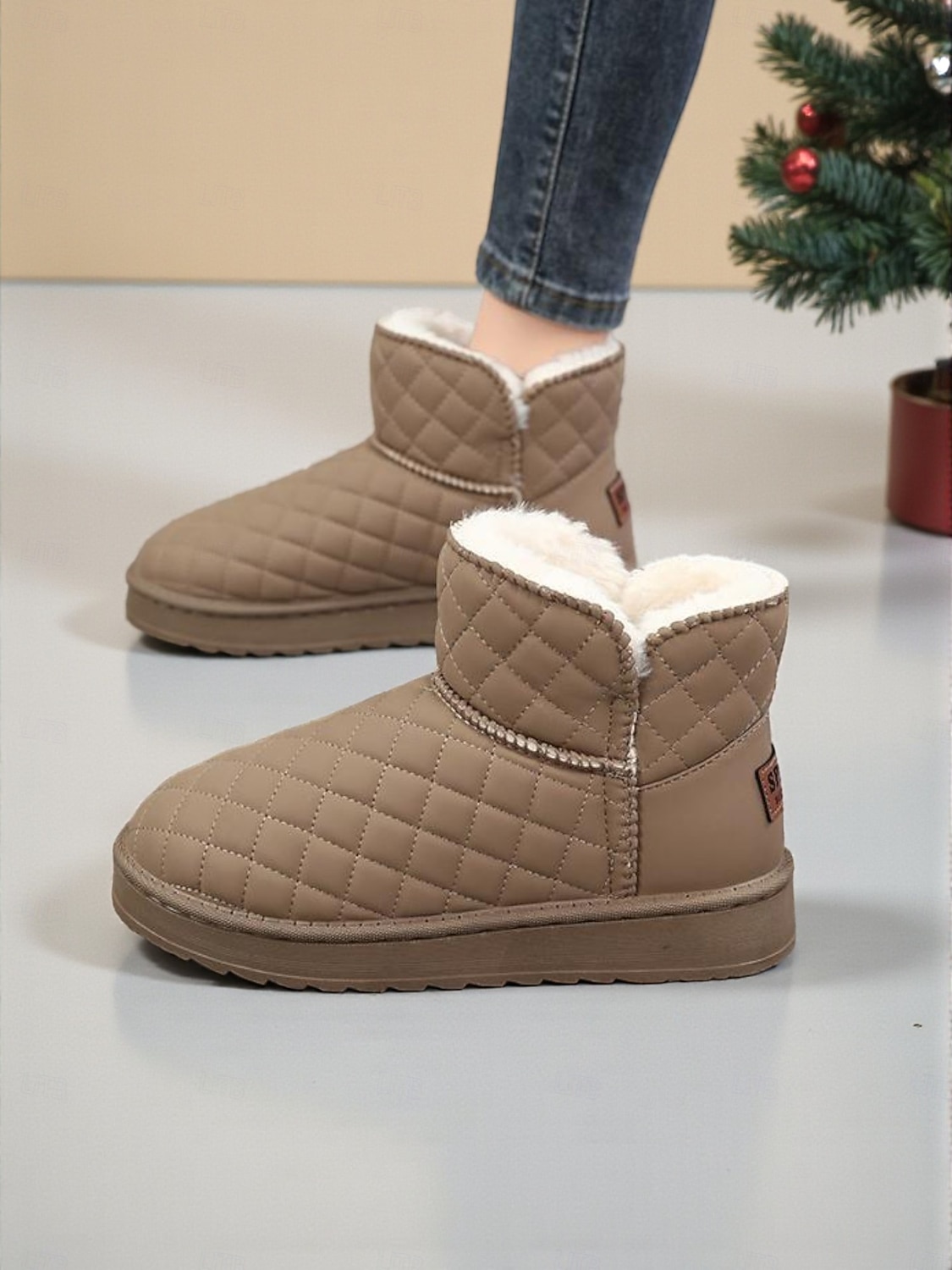 Naisten tikatut vedenpitävät talvikengät turkisvuorilla, lämpimät ja liukumattomat, ihanteelliset lumisille keleille ja ulkoiluun 2026 - $42.99 –P3